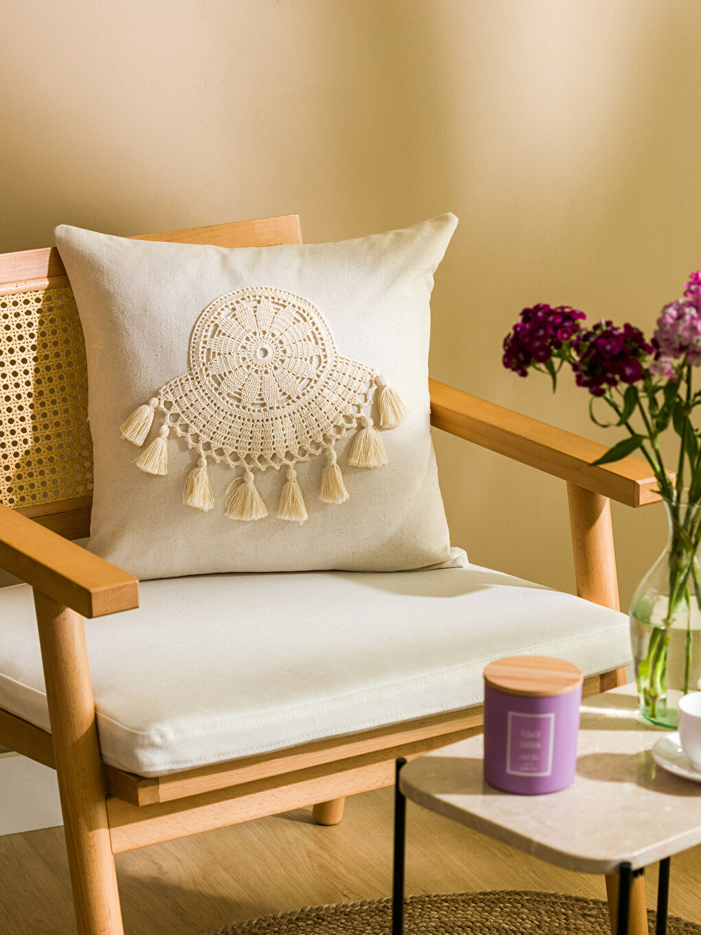 Lace Detailed Cushion 45x45 Cm