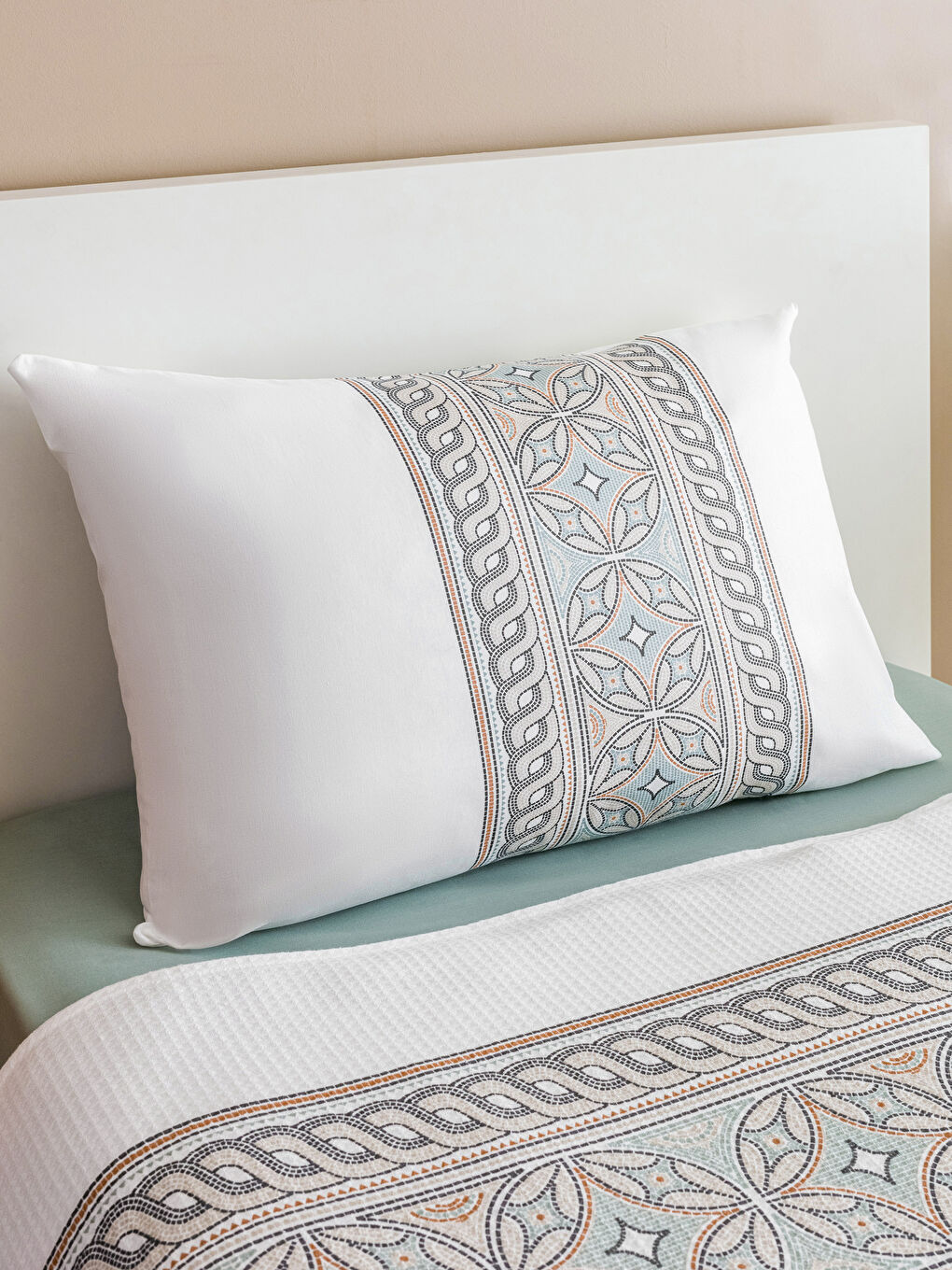 Karışık Tek Kişilik Desenli Ranforce Pike Takımı-2