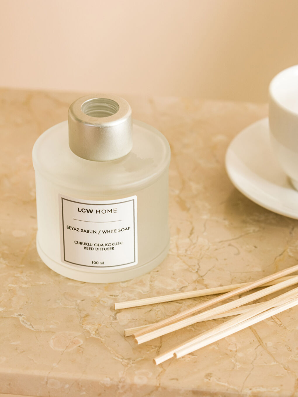 Diffuseur De Parfum D'Intérieur Aux Bâtonnets Senteur Savon Blanc 100 ml-1