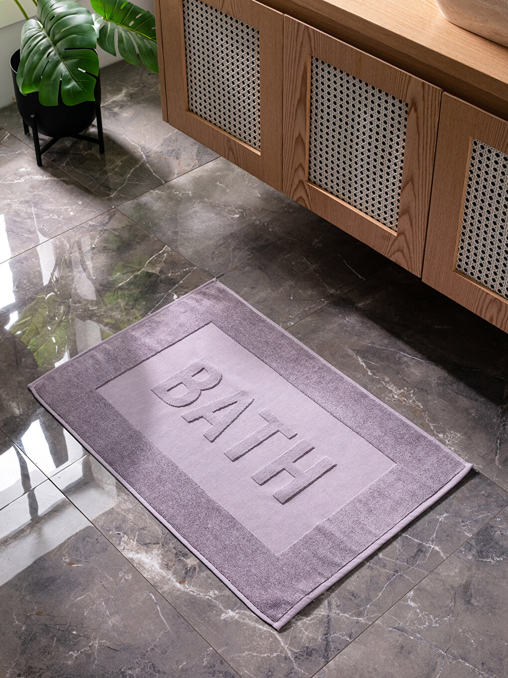 Lila Desenli Banyo Ayak Havlusu 50x70 Cm-1