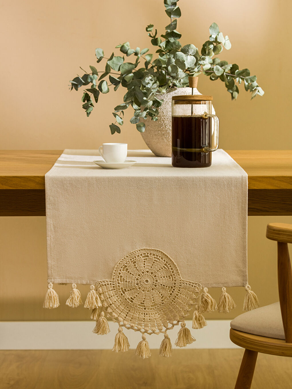 مفرش طاولة دانتيل مزخرف 45x150 سم-1