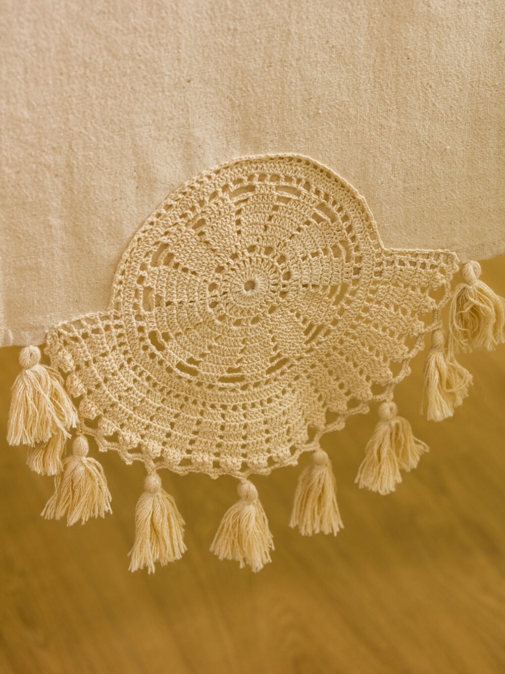 مفرش طاولة دانتيل مزخرف 45x150 سم-2