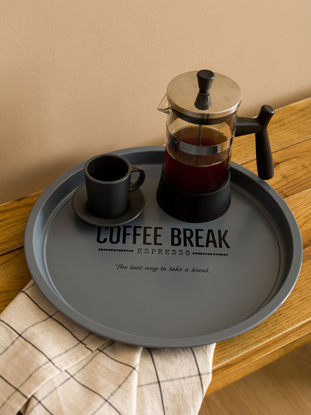 Antrasit Yazı Baskılı Metal Tepsi 34 cm