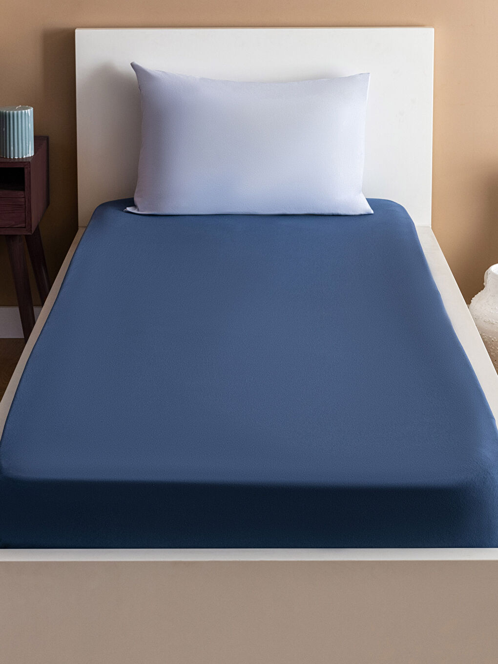 İndigo Düz Pamuklu Lastikli Tek Kişilik Çarşaf 100x200x30 cm