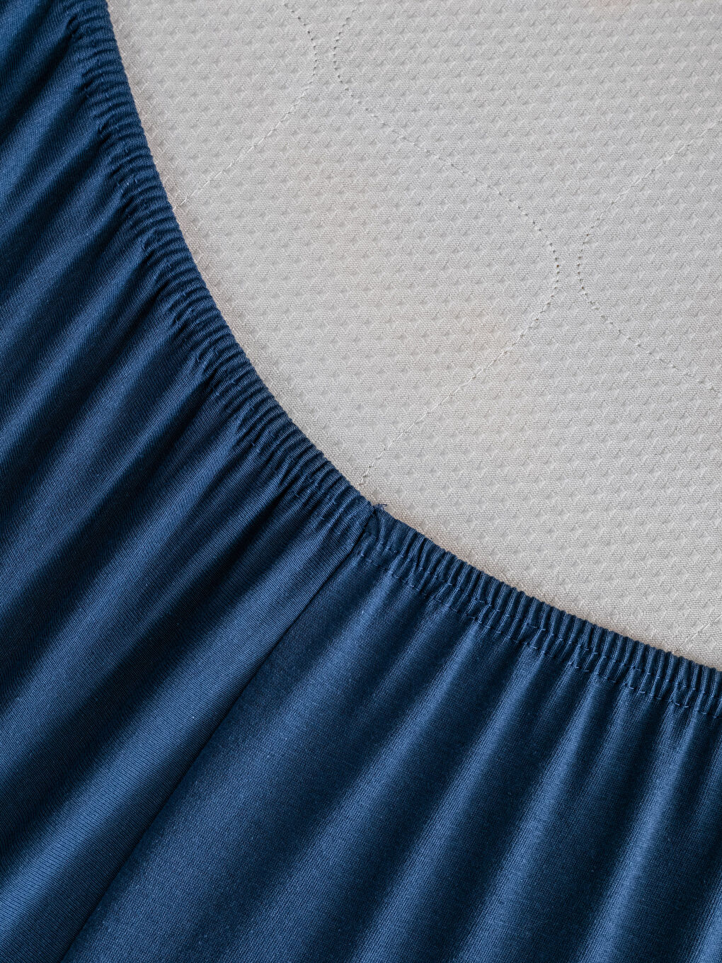 İndigo Düz Pamuklu Lastikli Tek Kişilik Çarşaf 100x200x30 cm-2