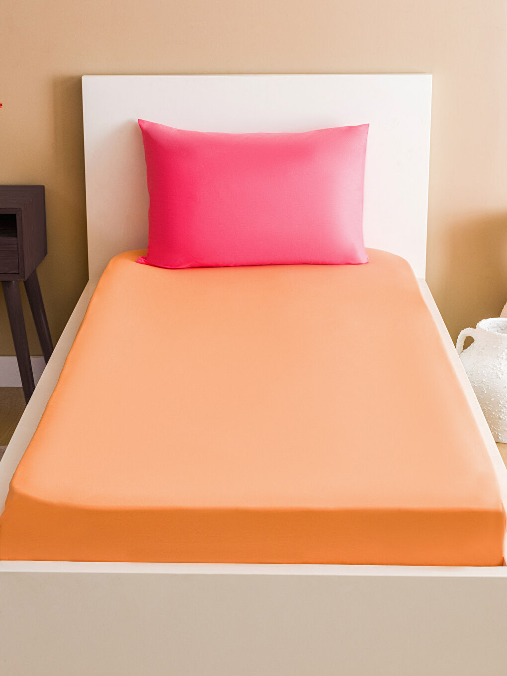 Plain Cotton Elastic Single Bed Sheet 100x200x30 Cm