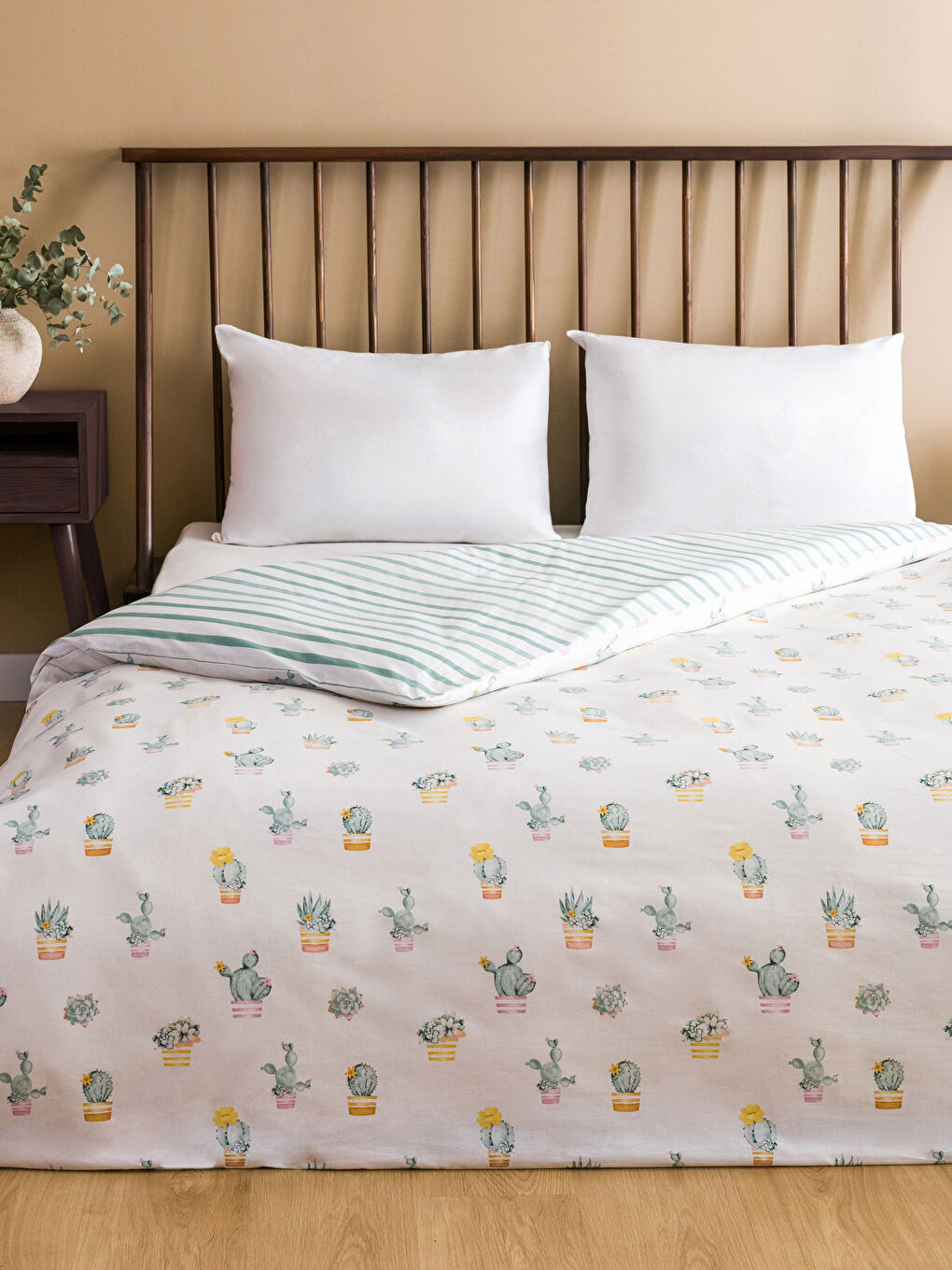 Karışık Kaktüs Baskılı Çift Kişilik Nevresim