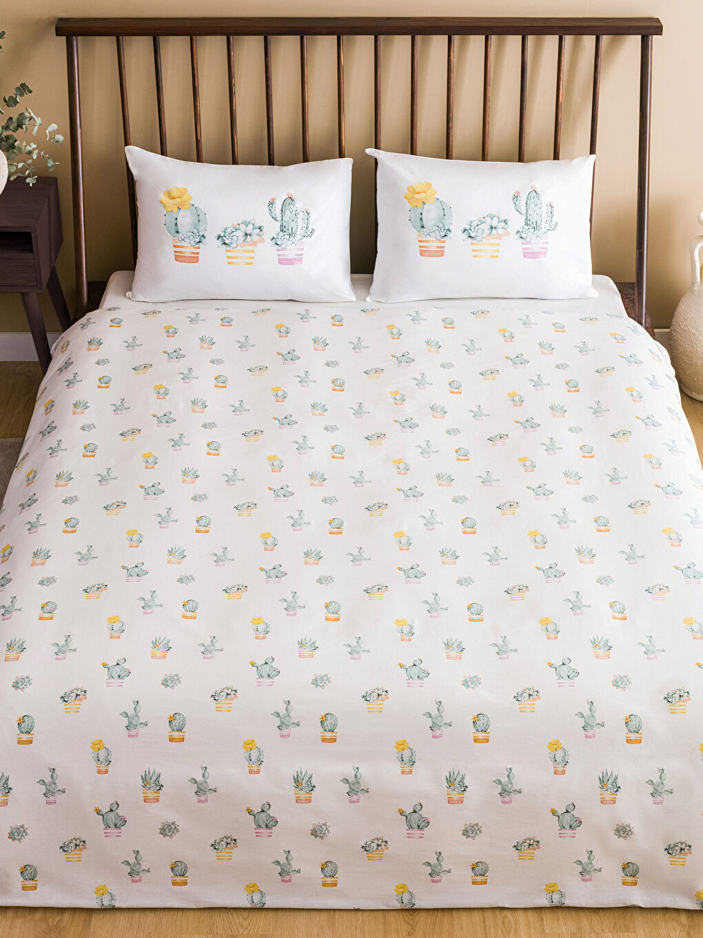 Karışık Kaktüs Baskılı Çift Kişilik Nevresim-2