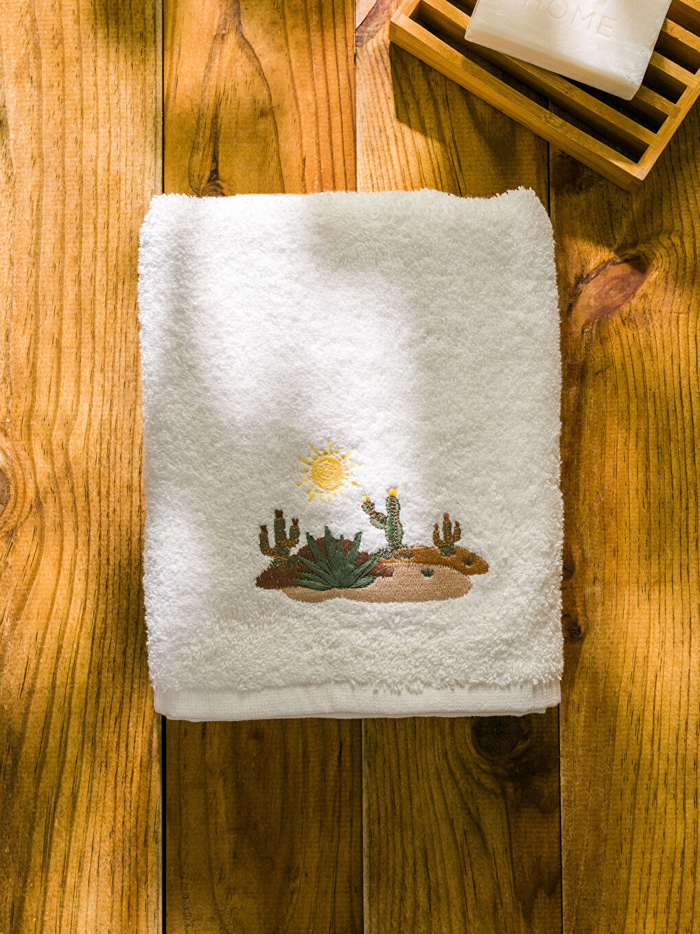 فوطة يد مطرزة 50x80 سم-2