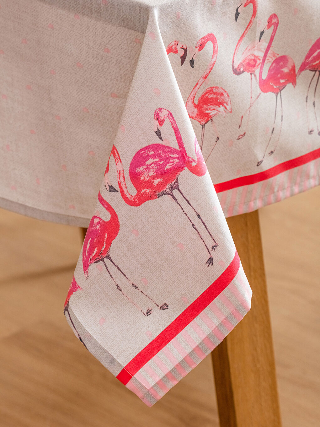 LCW HOME Karişik Flamingo Baskılı Masa Örtüsü 150x200 cm - 2