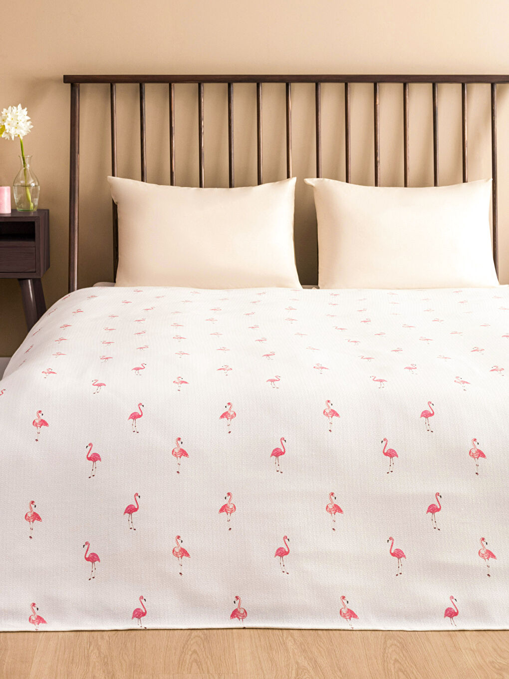 Flamingo Printed Queen Size Bedspread 200x220 cm -S3IH44Z8-F9C
