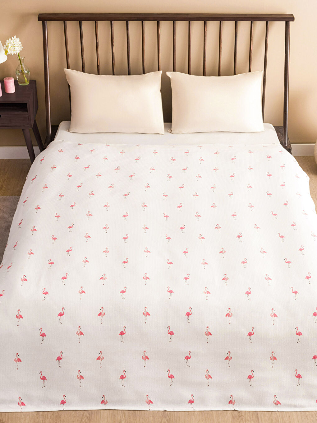 Flamingo Printed Queen Size Bedspread 200x220 cm -S3IH44Z8-F9C