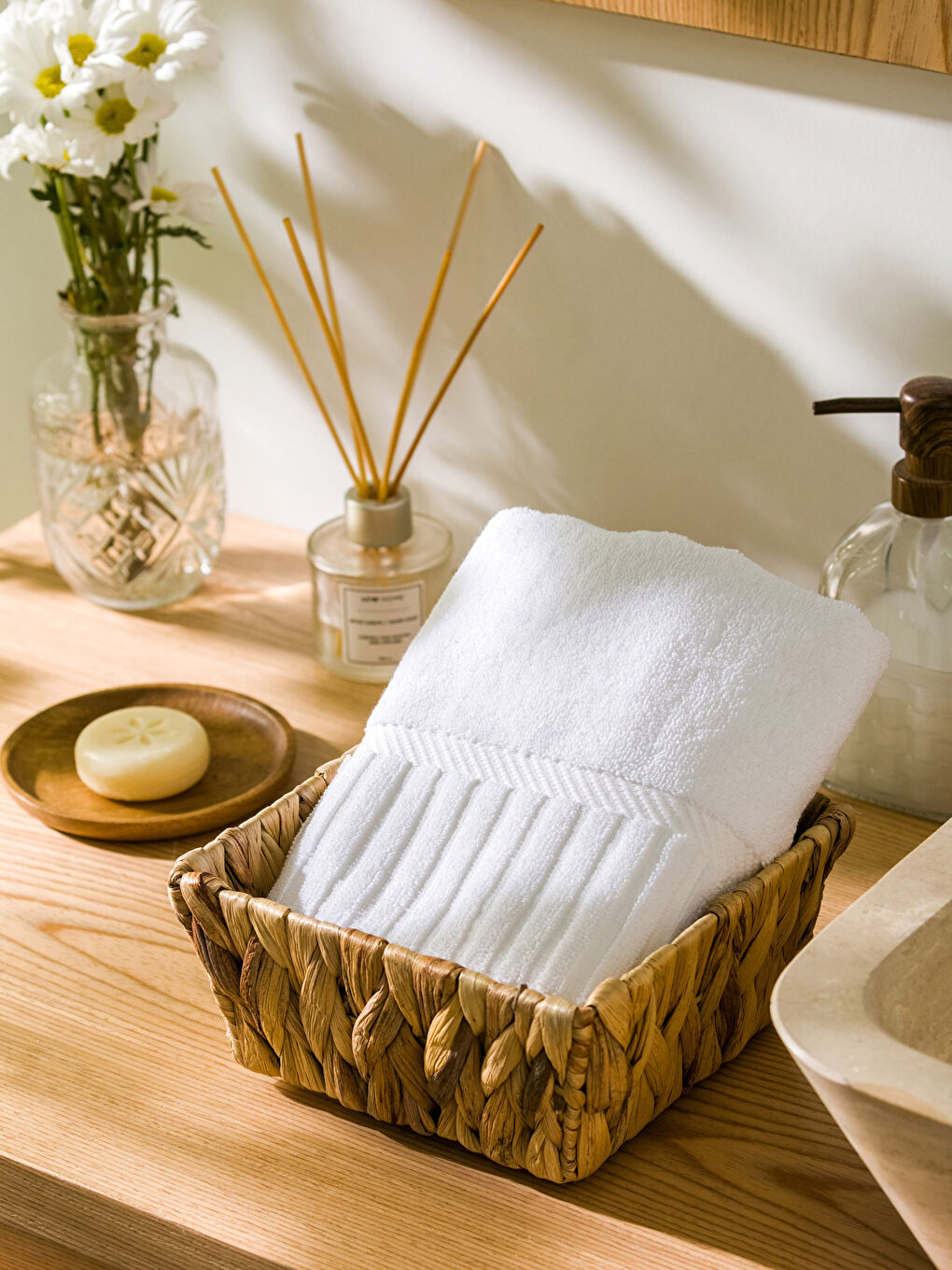 Beyaz Düz Bukle Yüz Havlusu 50x80 cm-1