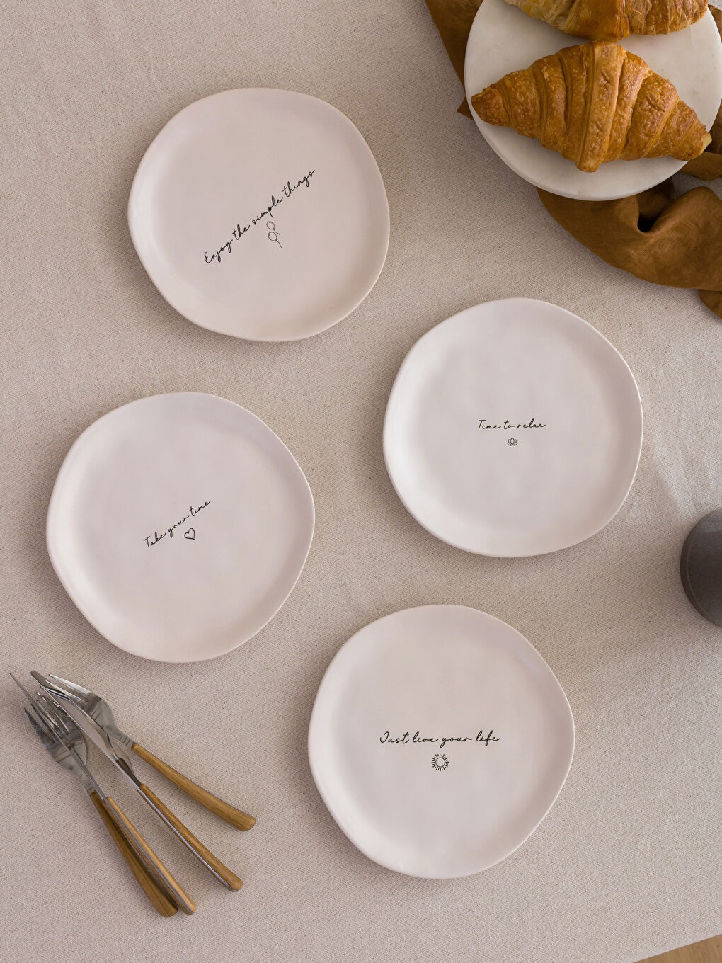 Lettering Printed Ceramic Cake Plate Set of 4