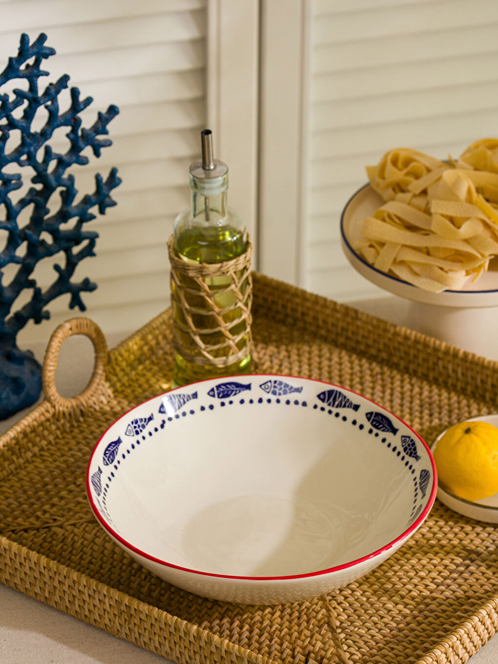 Керамическая салатница с рисунком рыбы 26 см-1