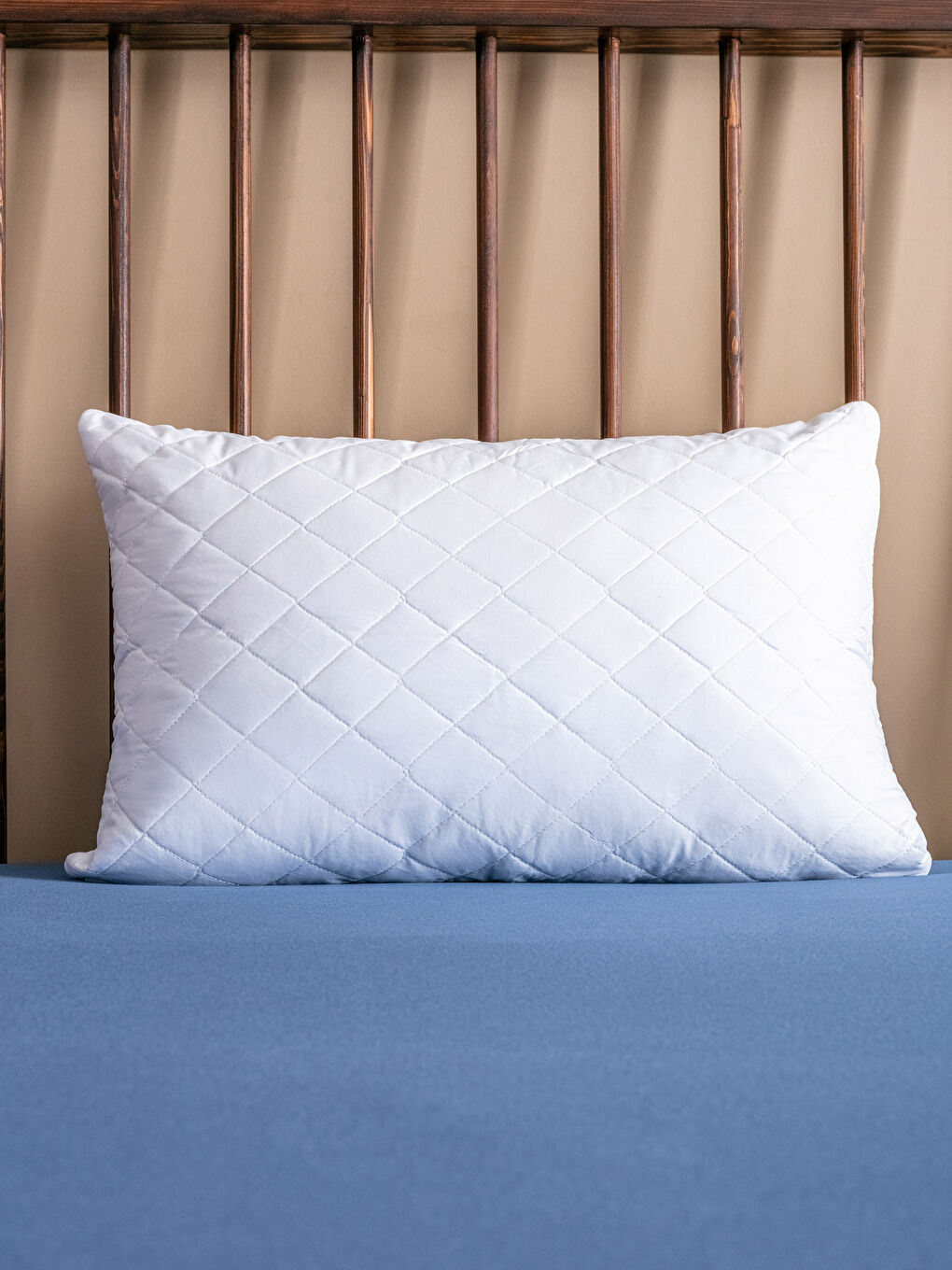 LCW HOME Beyaz Su Geçirmez Yastık Alezi 50x70 cm - 1