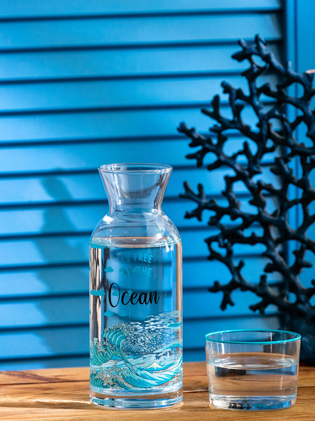 LCW HOME Glass Carafe Pitcher with Printed Glass Lid 700 Ml -S3IR47Z8-F9C