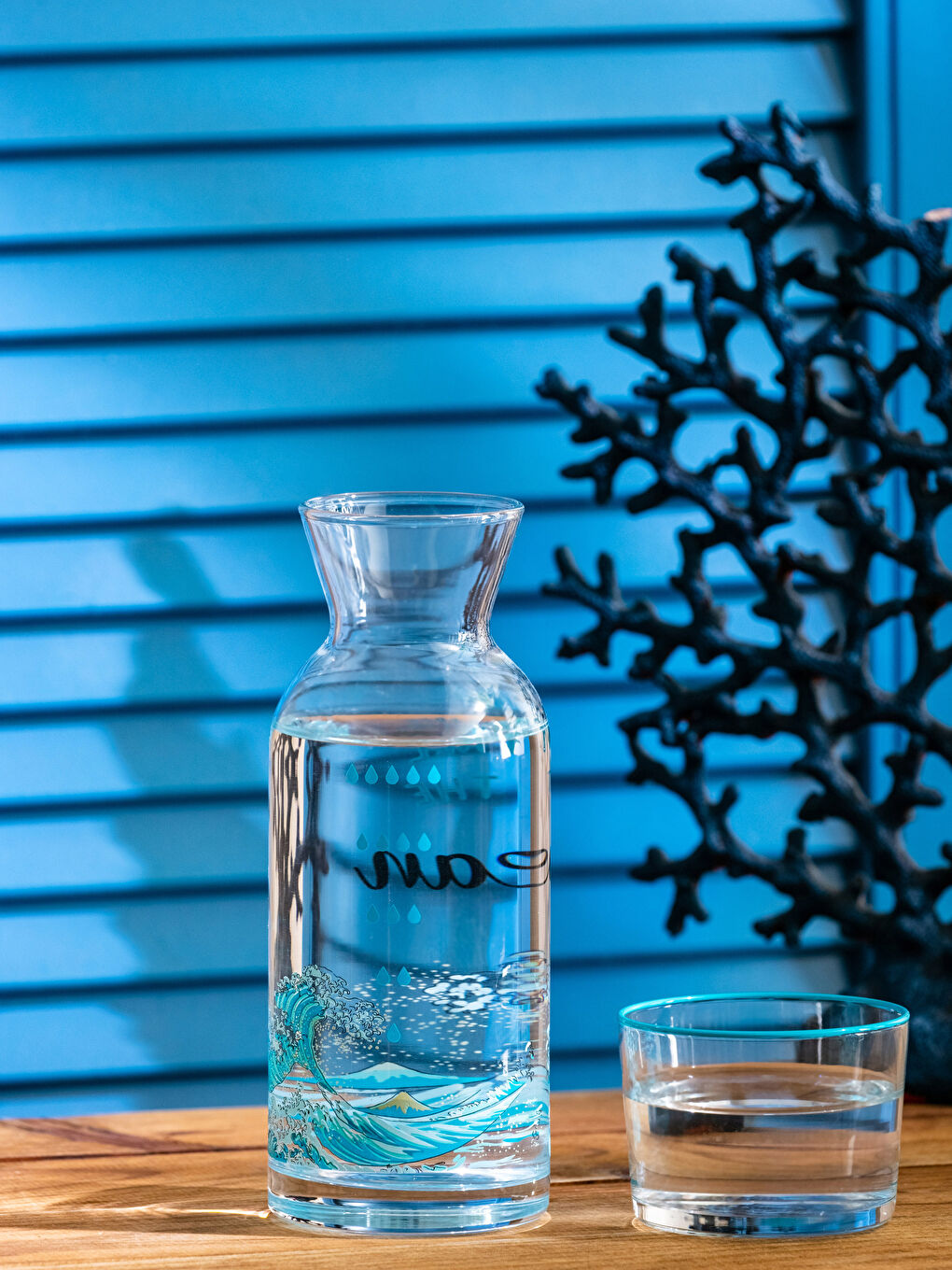 LCW HOME Glass Carafe Pitcher with Printed Glass Lid 700 Ml -S3IR47Z8-F9C