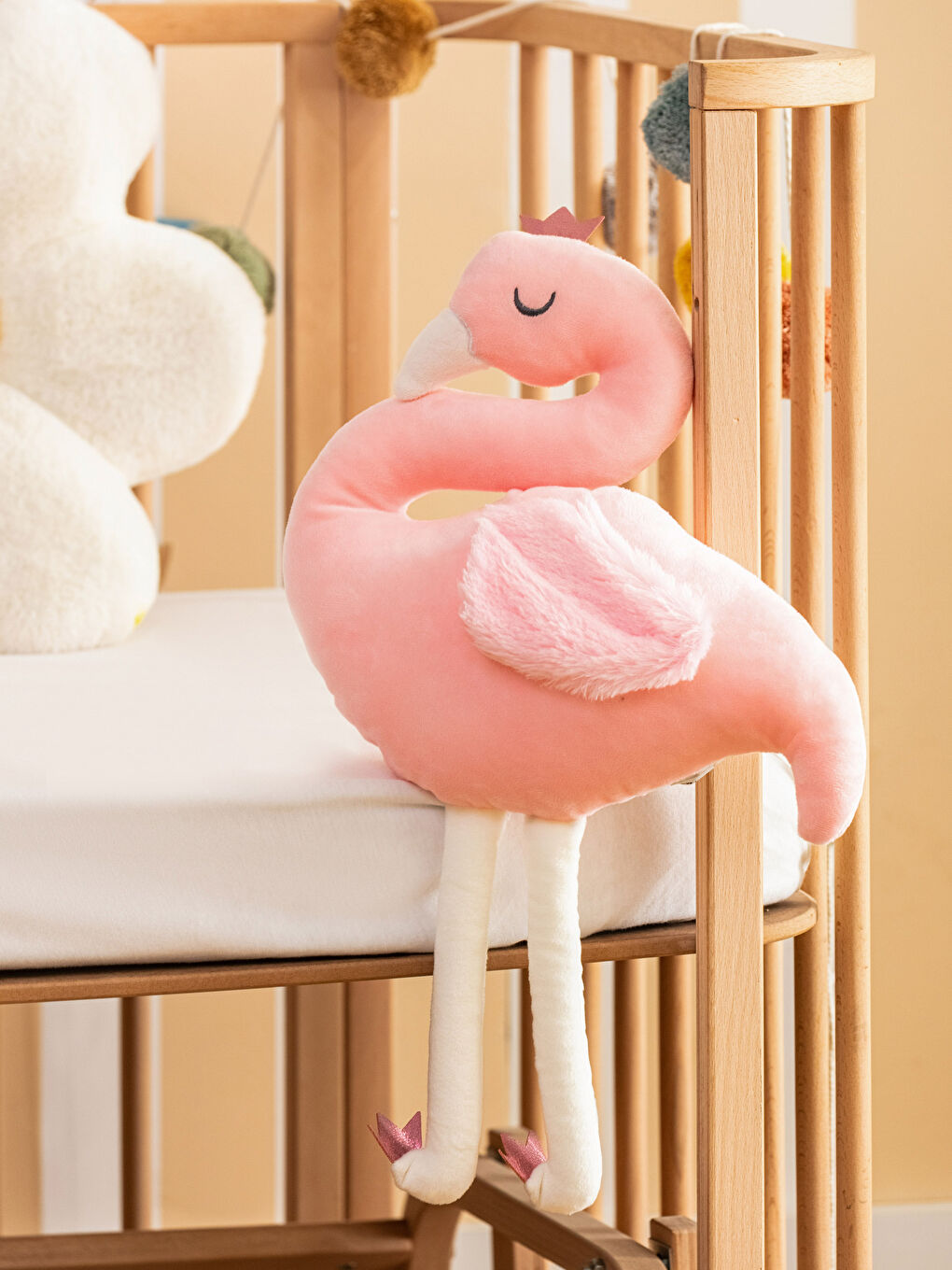 Karışık Pelüş Dolgulu Nakışlı Flamingo Bebek Kırlent