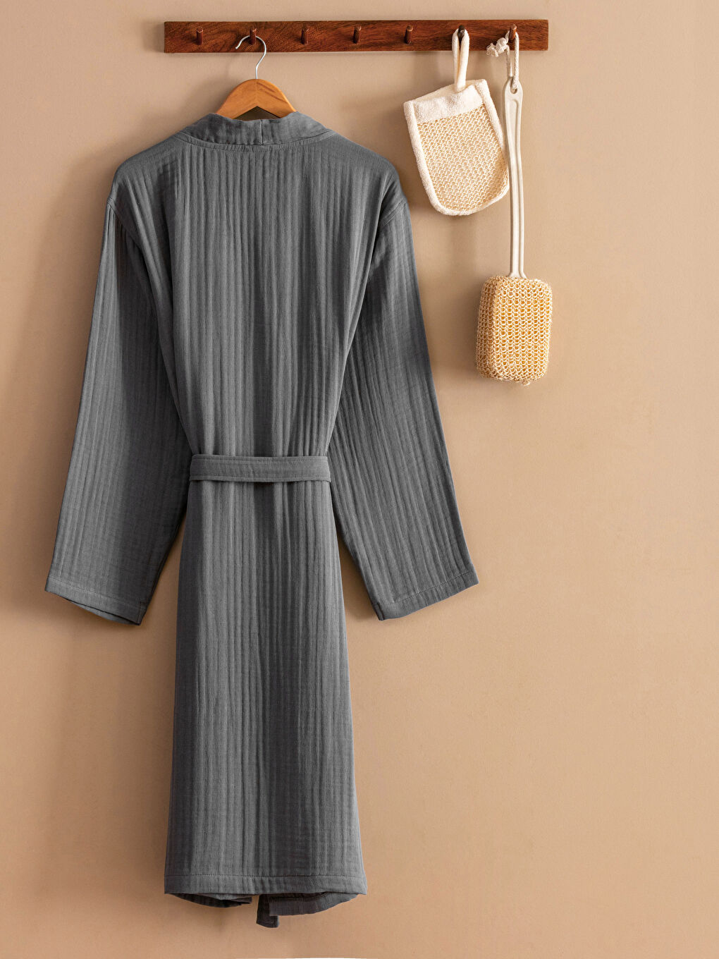 Antrasit Düz Uzun V Yaka Müslin Erkek Bornoz-1