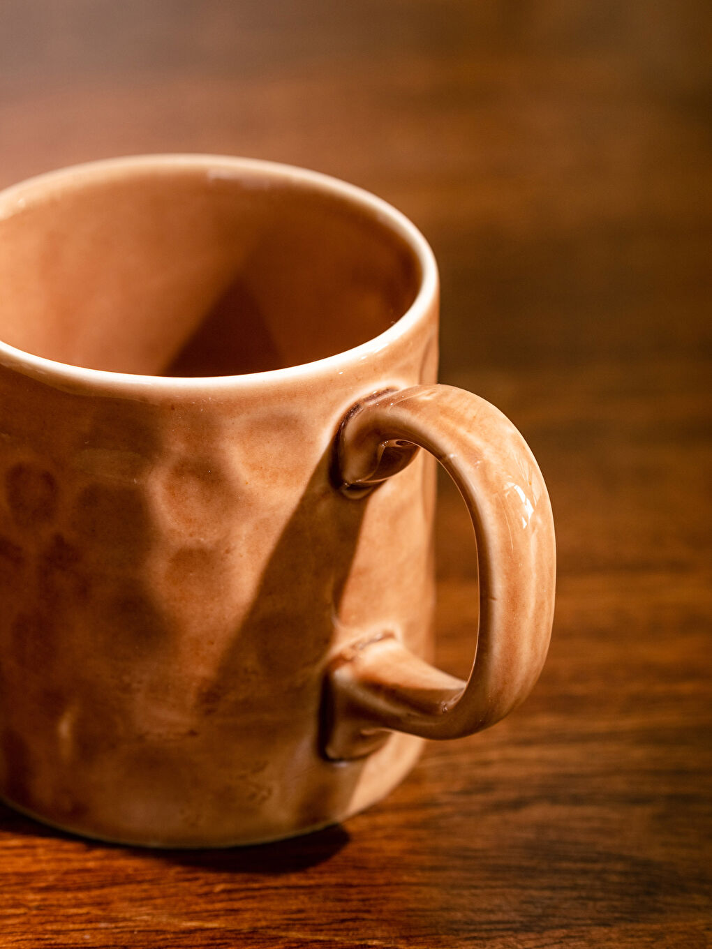 Self Patterned Porcelain Mug-2