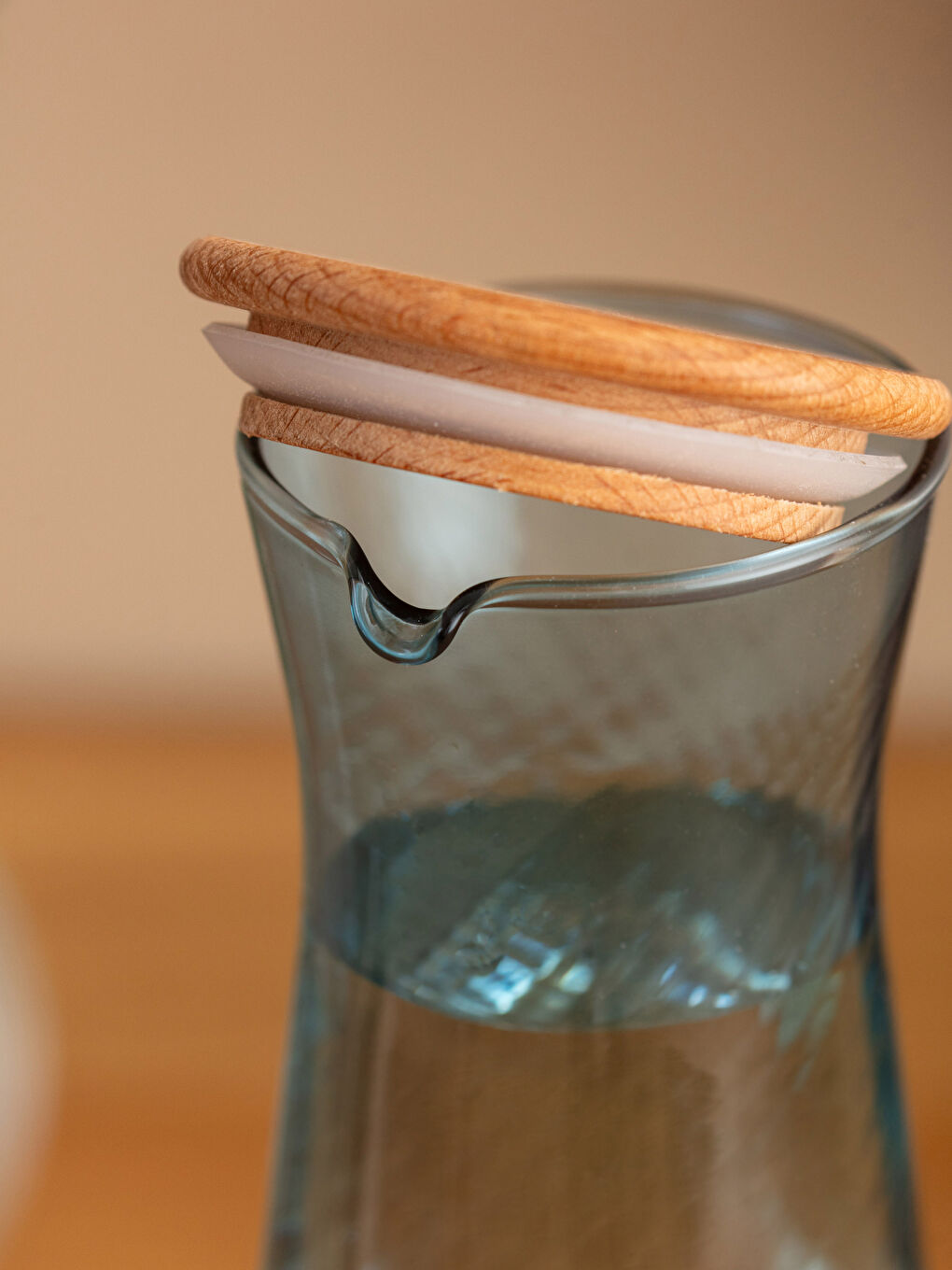 Mavi Kapaklı Cam Karaf Sürahi 1100 ml-2