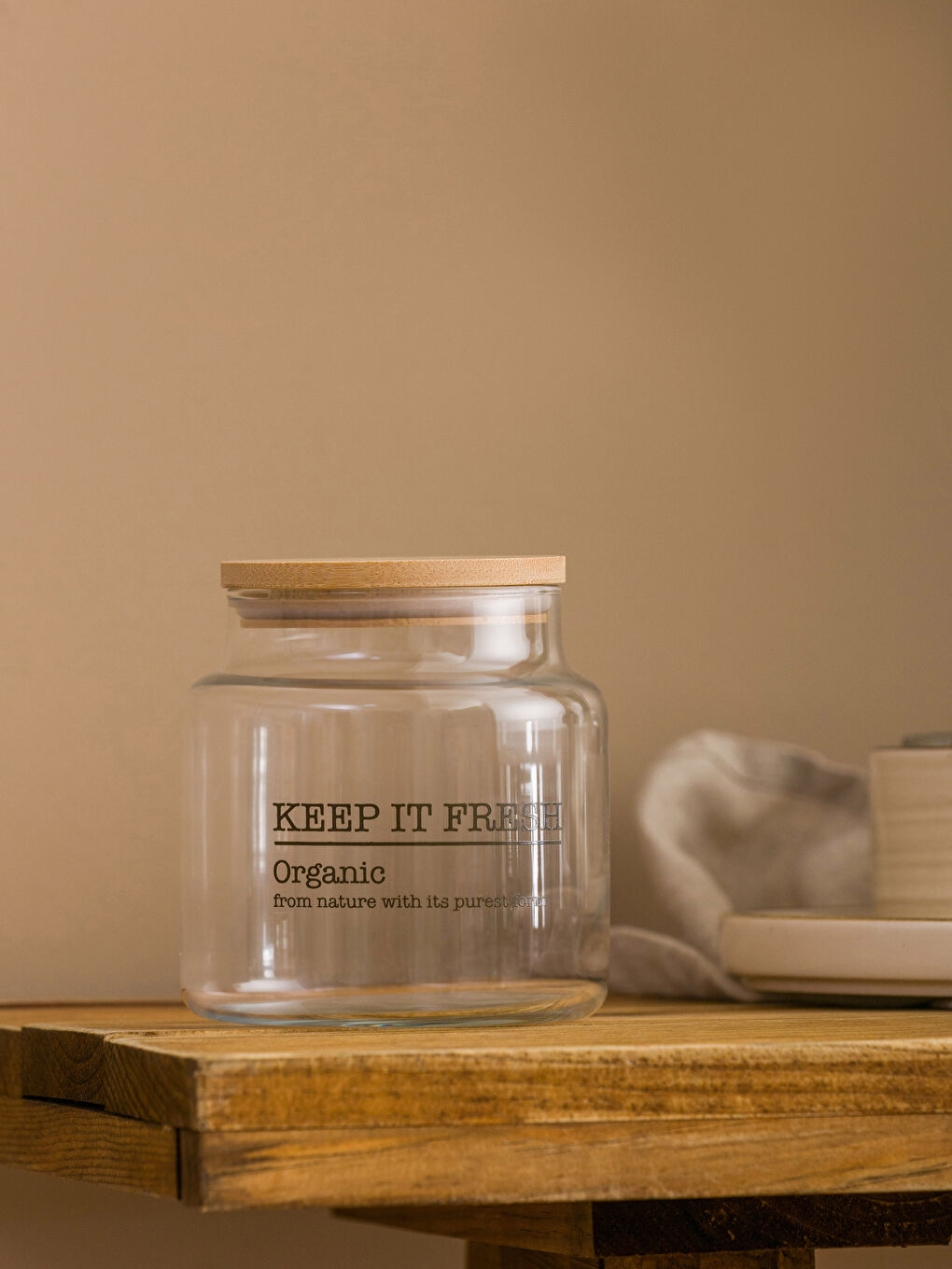 Siyah Ahşap Kapaklı Baskılı Cam Saklama Kabı 635 ml