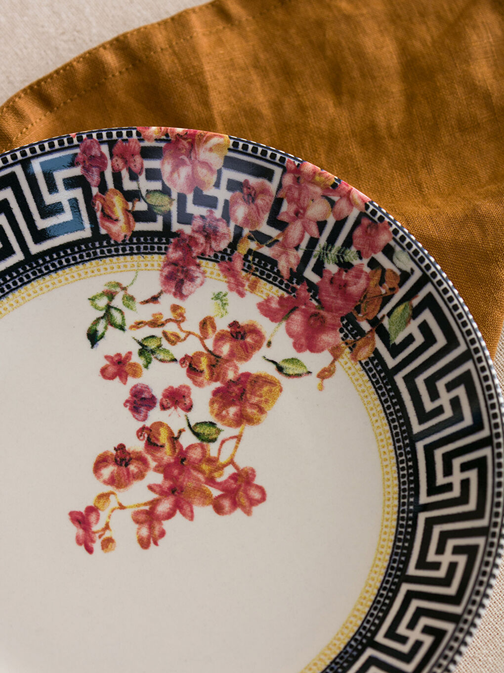 Karışık Baskılı Çukur Tabak 20 cm-2