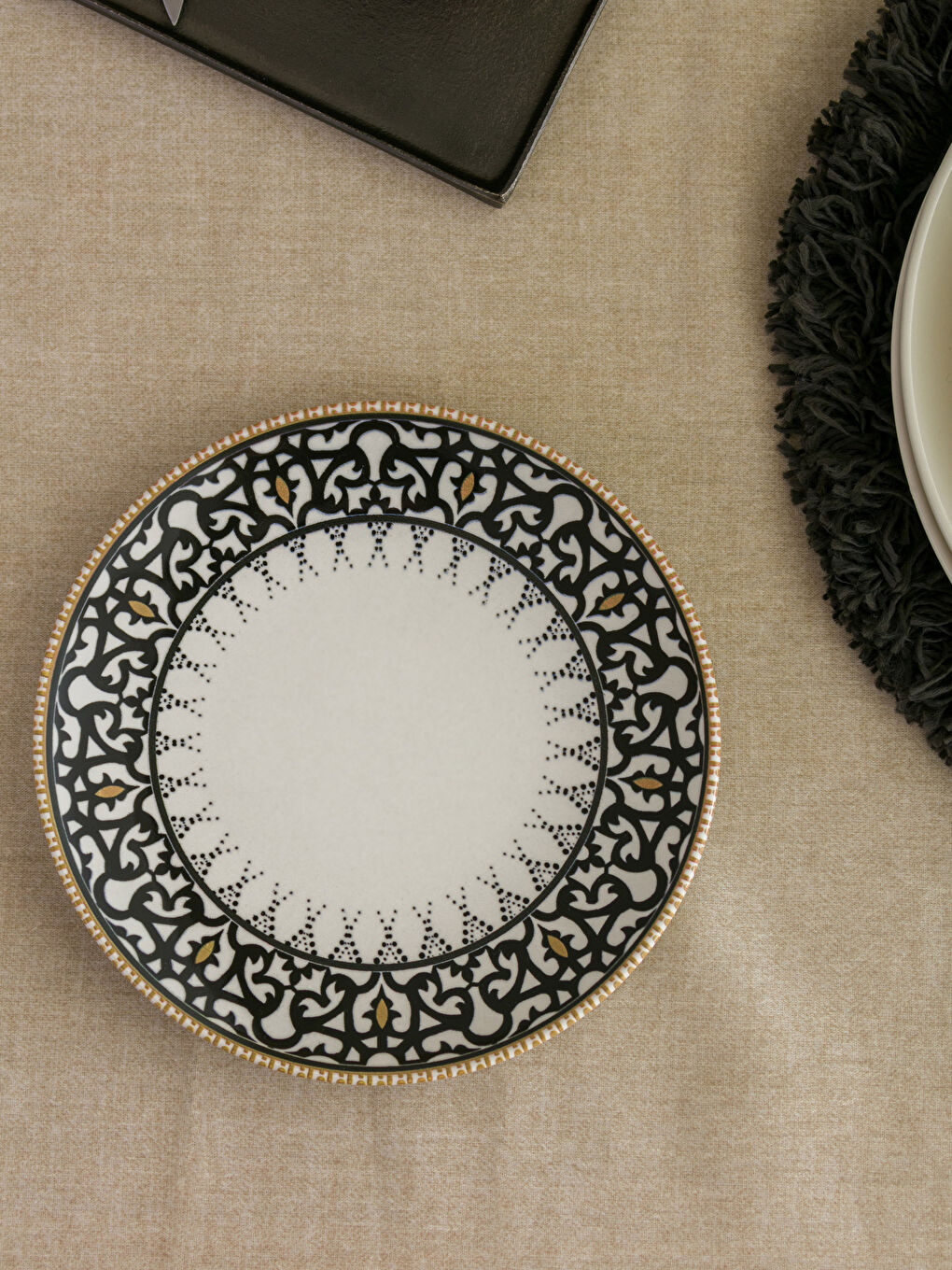 Karışık Baskılı Seramik Sunum Tabağı 20 cm-1