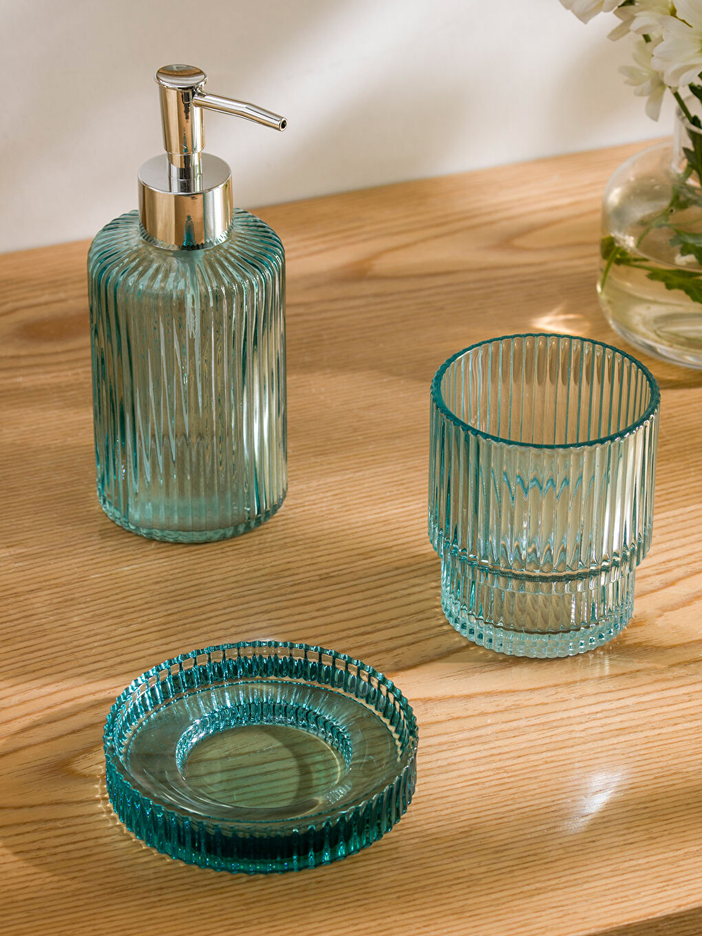 Glass Bathroom Set of 3-2