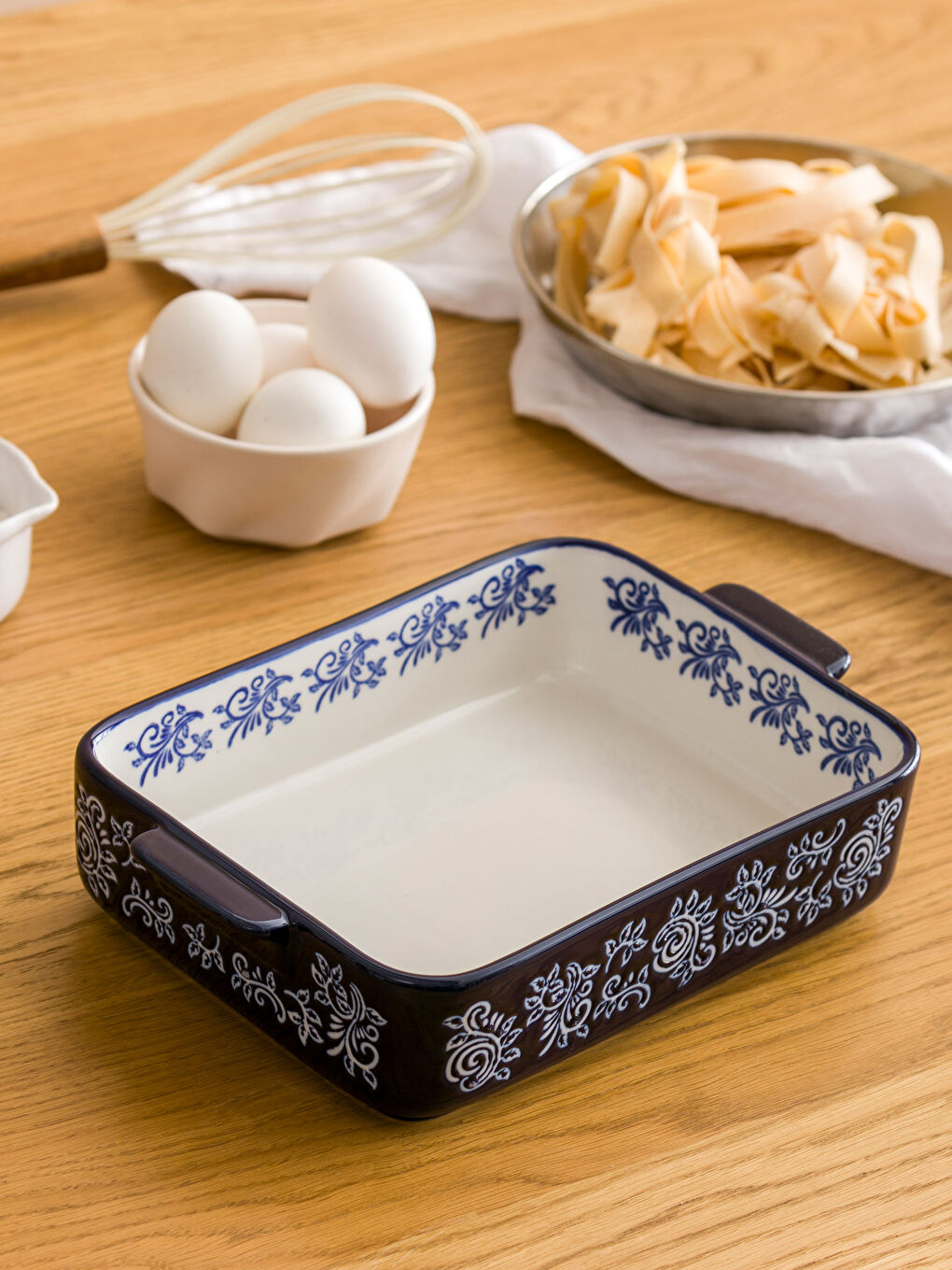 Mavi Desenli Seramik Fırın Kabı 23 cm