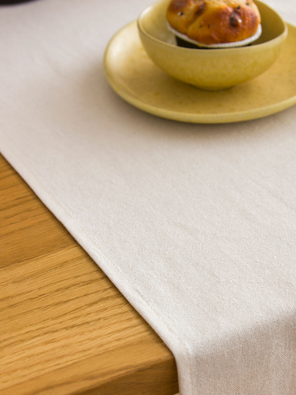 Ekru Dantel ve Püsküllü Runner 45x150 cm-3