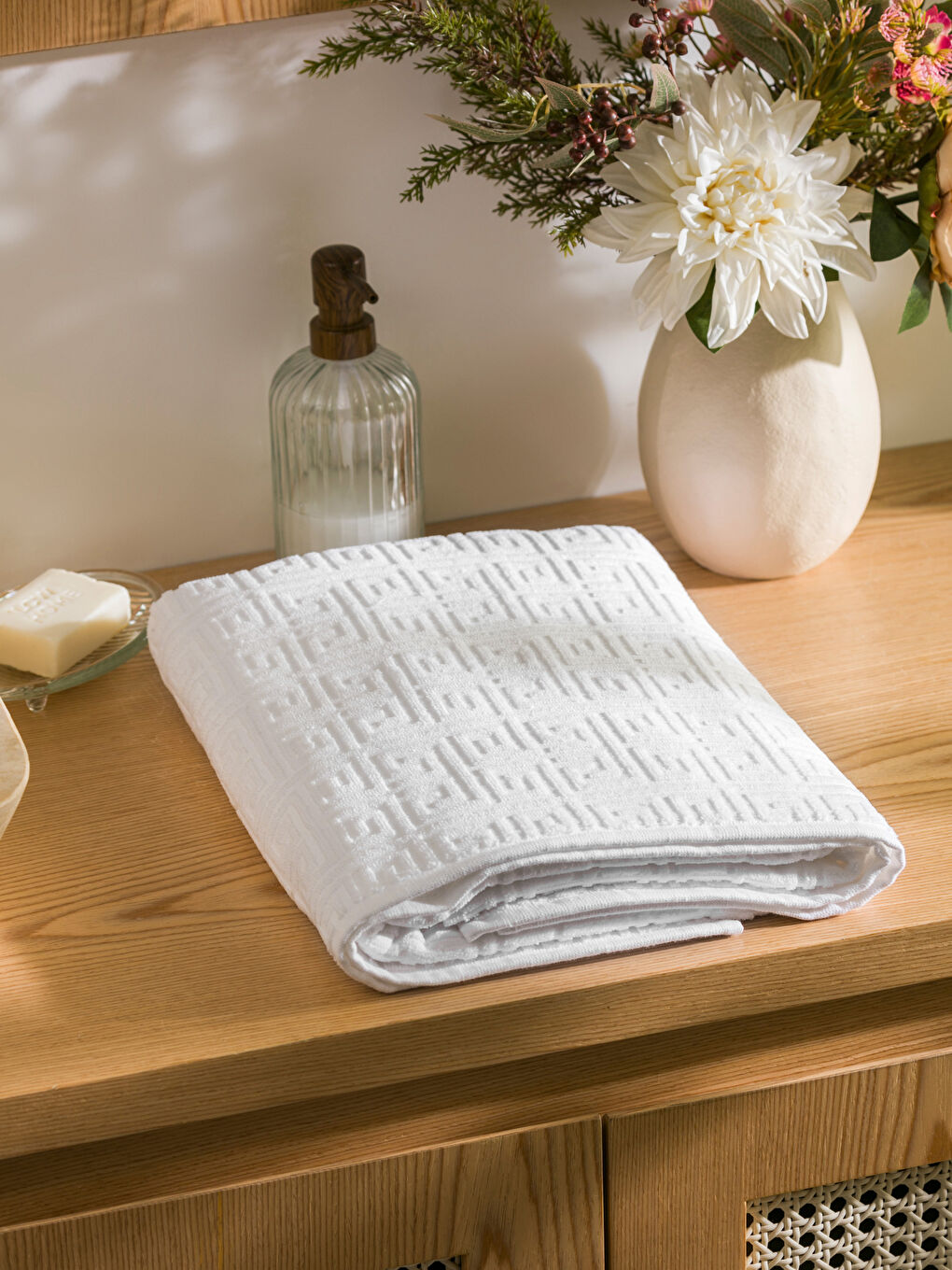 Patterned Bath Towel 70x140 Cm -S4DV77Z8-J5E