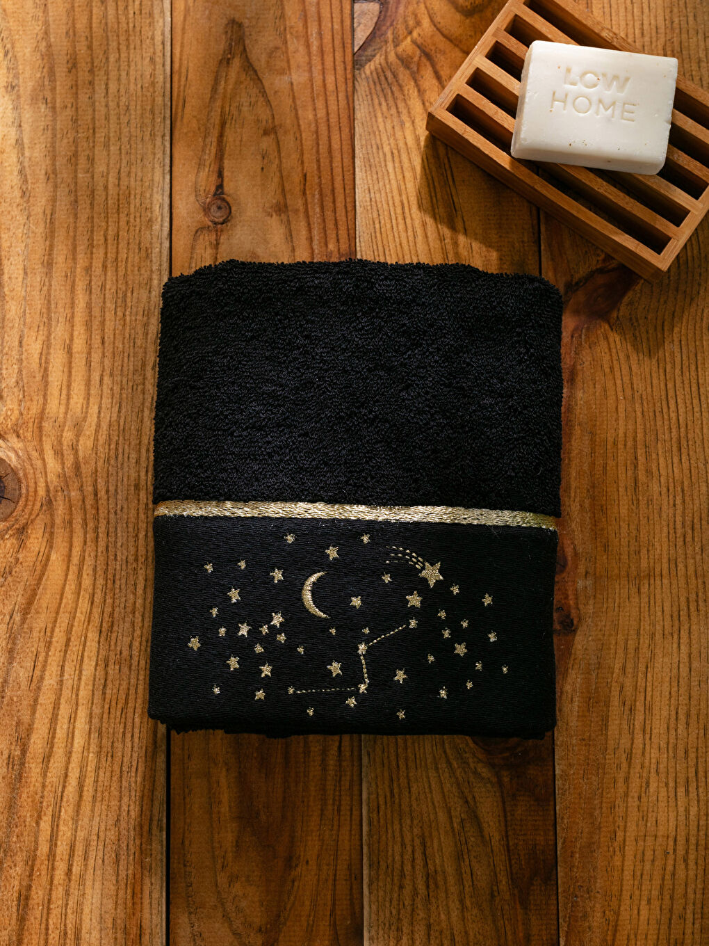 Siyah Gökyüzü Nakışlı Yüz Havlusu 50x80 cm-2