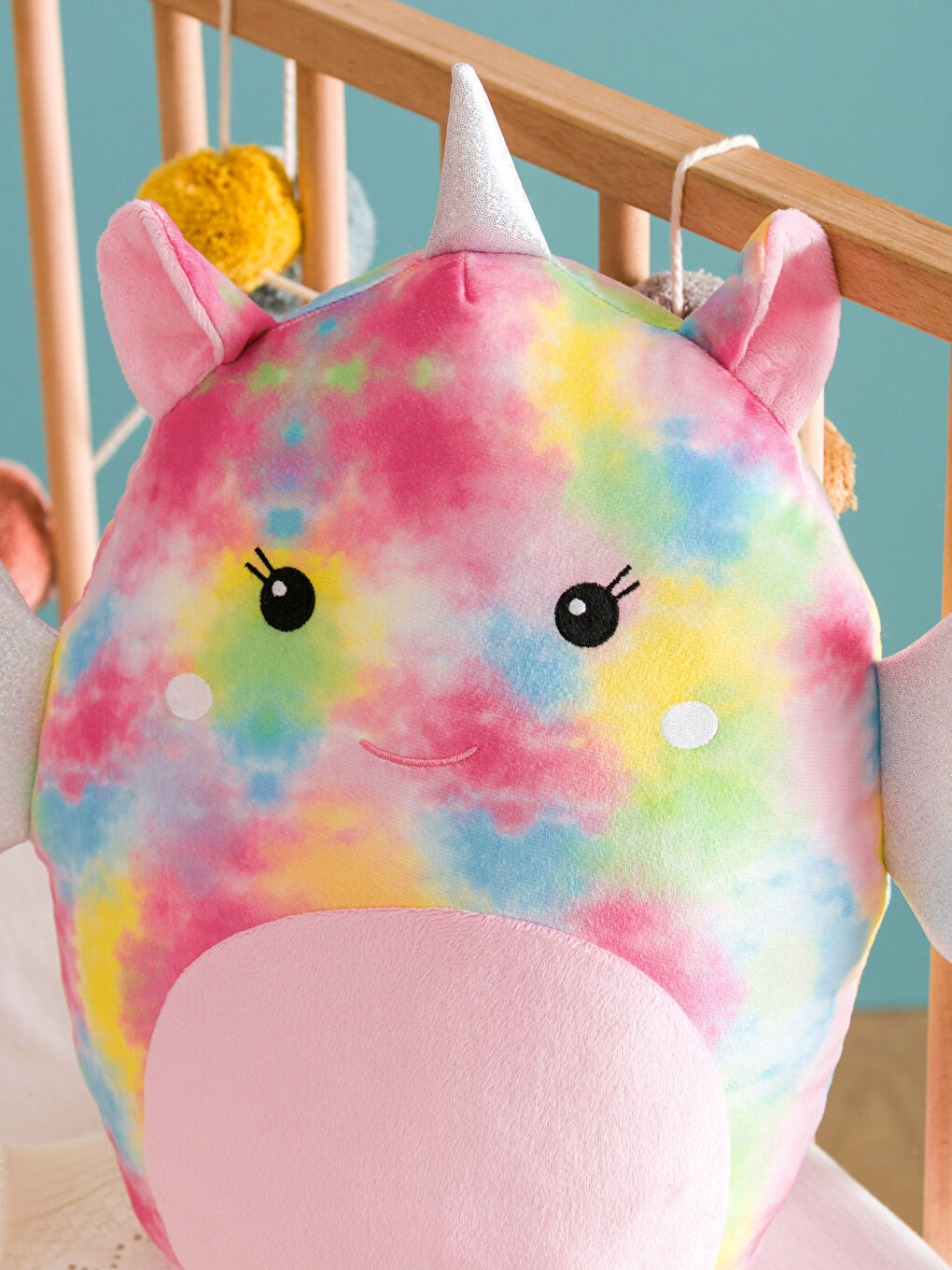 Karışık Nakışlı Dolgulu Bebek Kırlent 43 cm-2