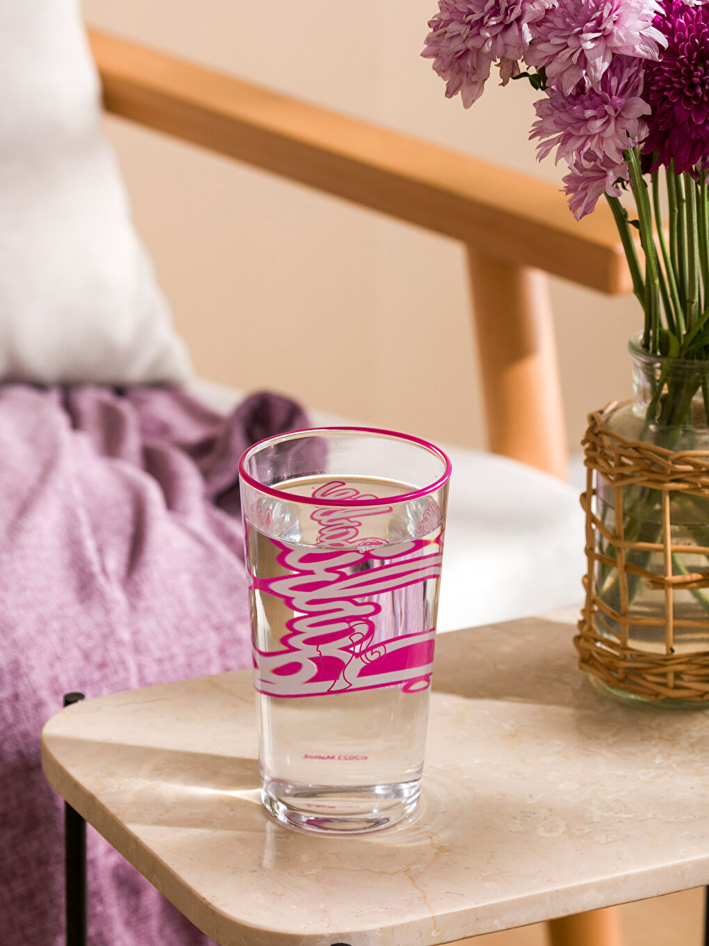Pembe Barbie Baskılı Cam Bardak 570 ml-1