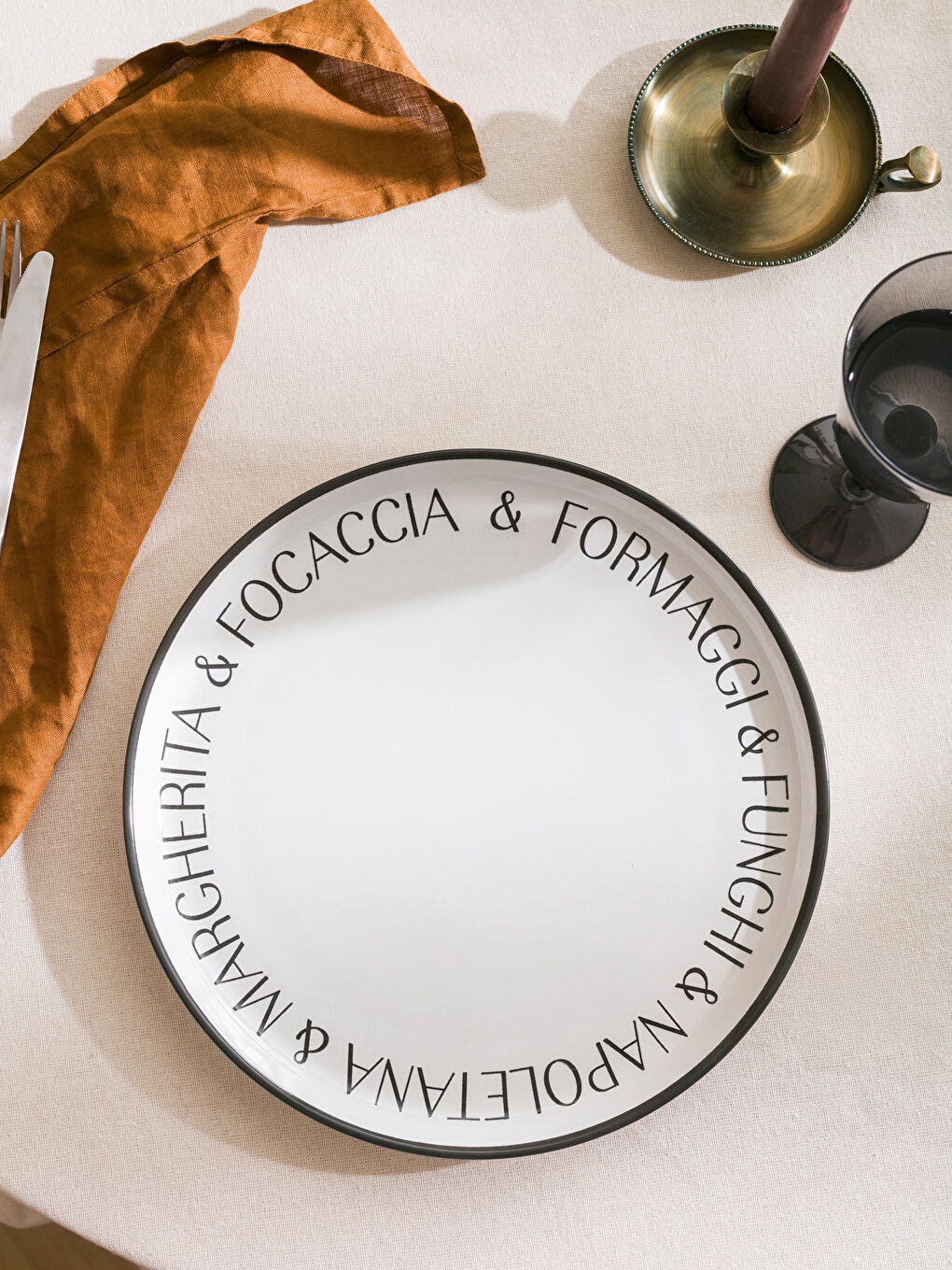 Siyah Baskılı Seramik Pizza Tabağı 28 cm-1