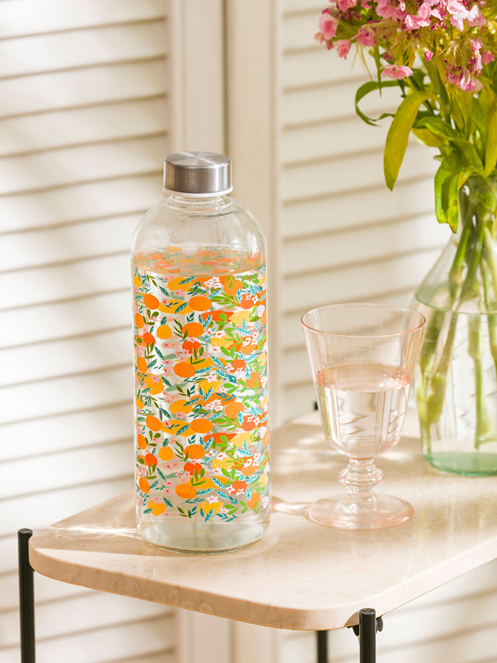 Karışık Çiçek Baskılı Cam Şişe 650 ml