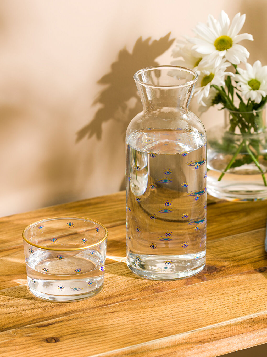 Eye Printed Glass Pitcher 700 ml