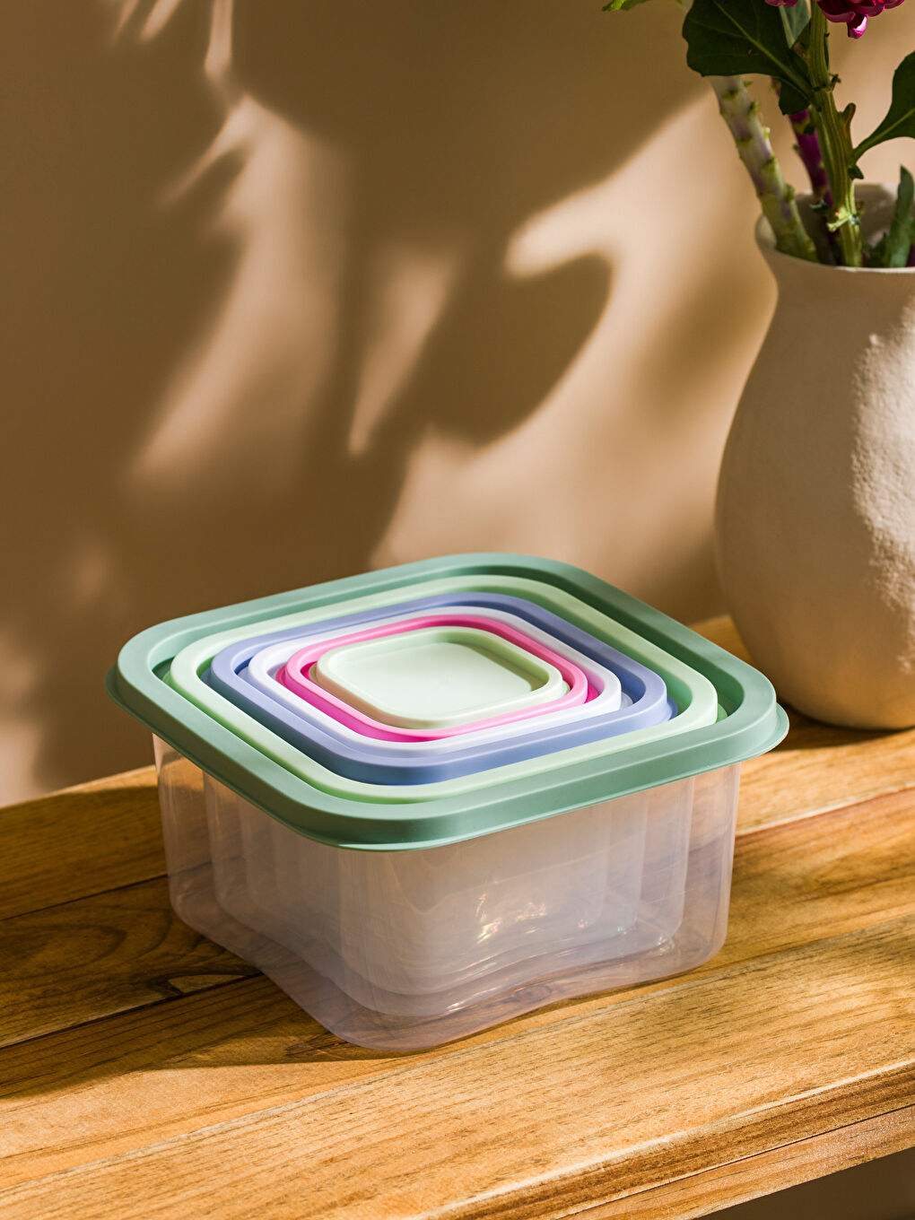 Lidded Storage Container 6-pack-1