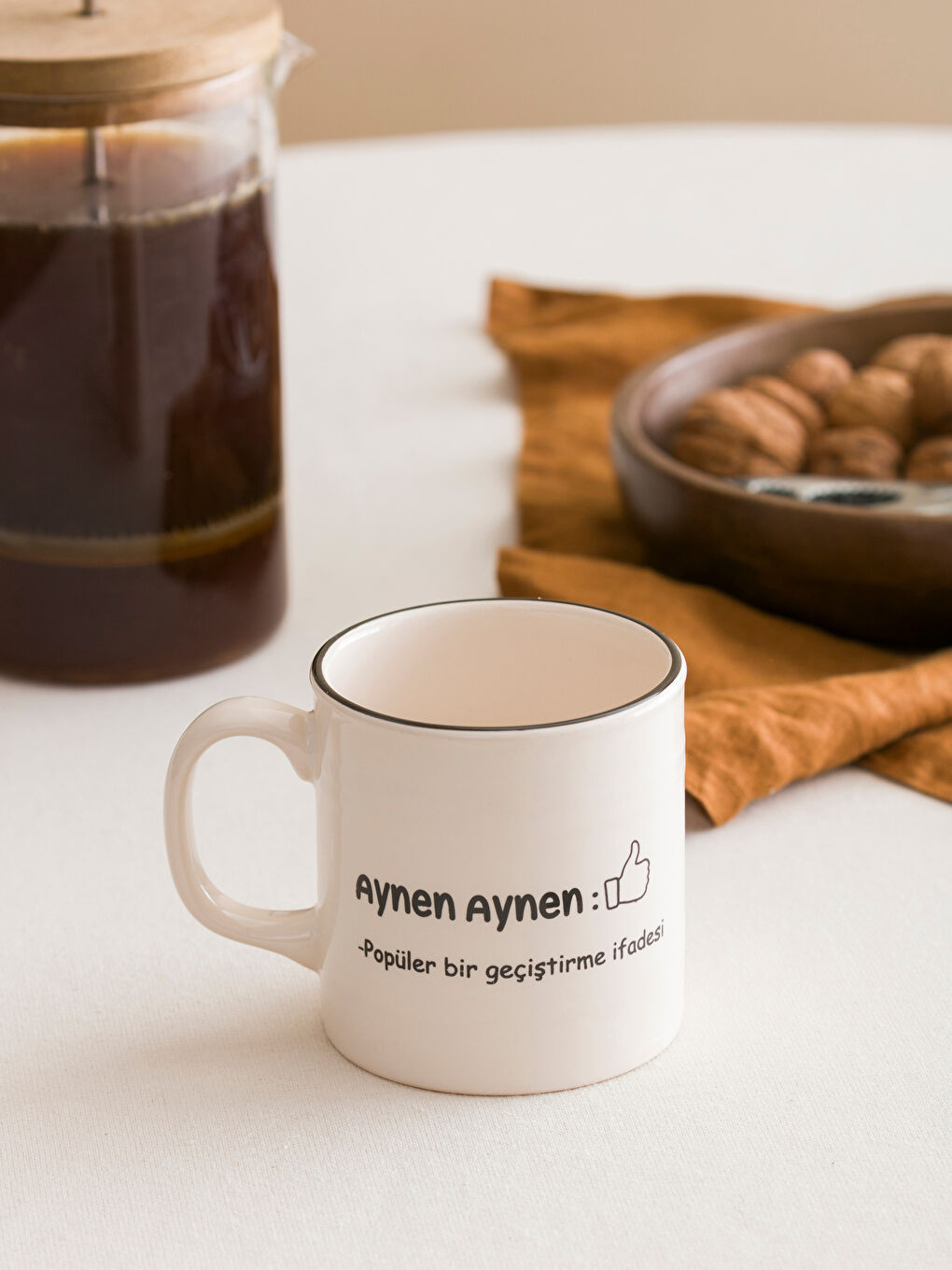 Siyah Yazı Baskılı Seramik Kupa 345 ml