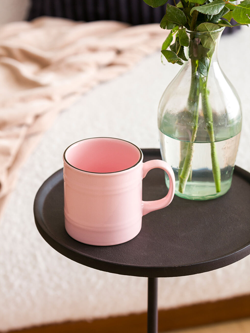 Pembe Baskılı Seramik Kupa 335 ml-1