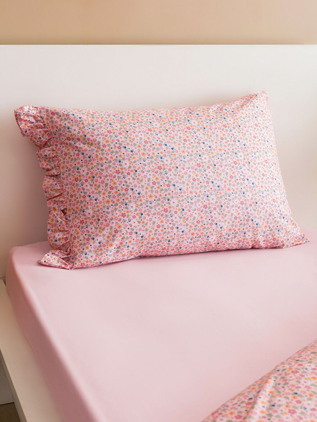 Karışık Çiçek Baskılı Tek Kişilik Çift Taraflı Nevresim Takımı-2