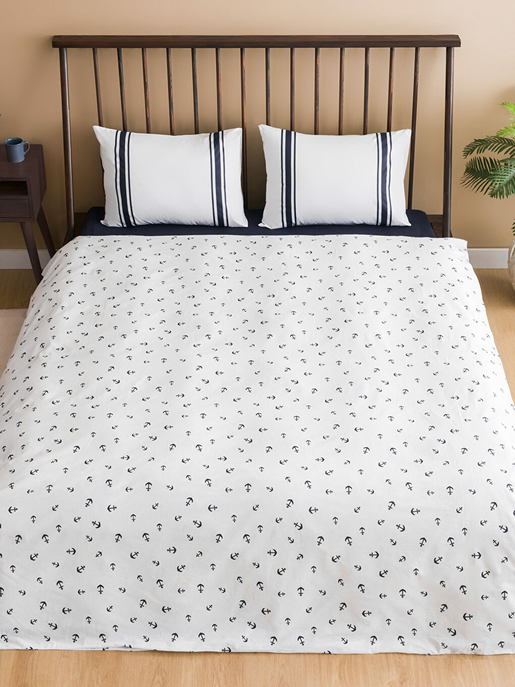 Karışık Pamuklu Baskılı Çift Kişilik Nevresim Takımı-1