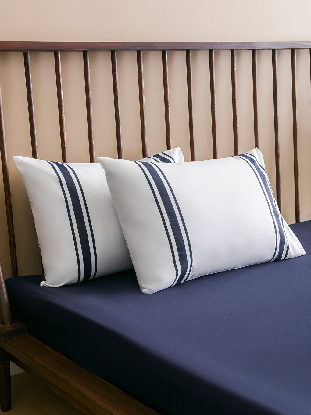 Karışık Pamuklu Baskılı Çift Kişilik Nevresim Takımı-2