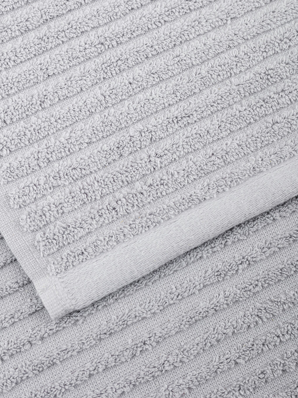 Gri Desenli Banyo Havlusu 70x140 cm-2