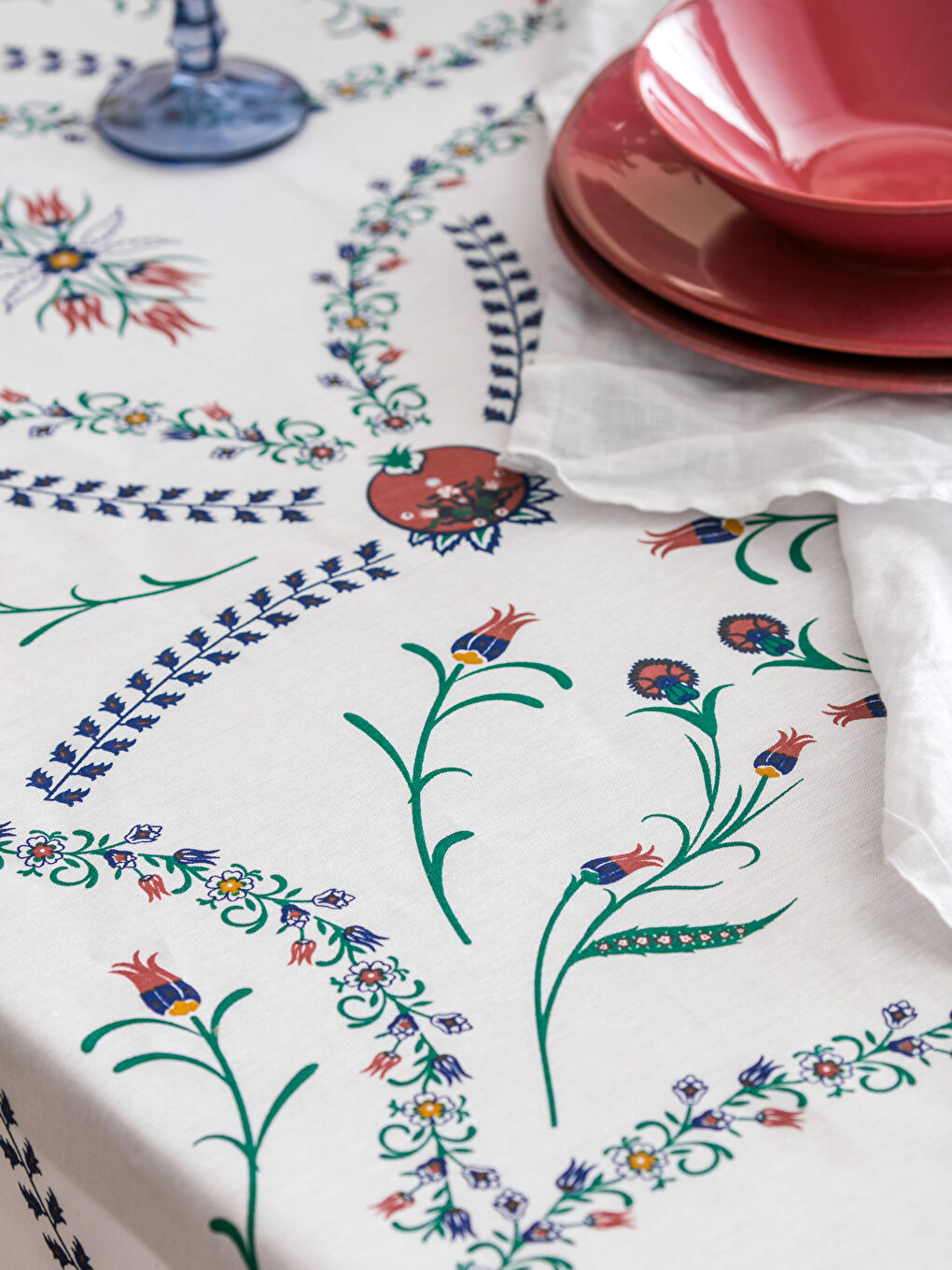 LCW HOME Printed Tablecloth 150x200 cm -S4I380Z8-F9C