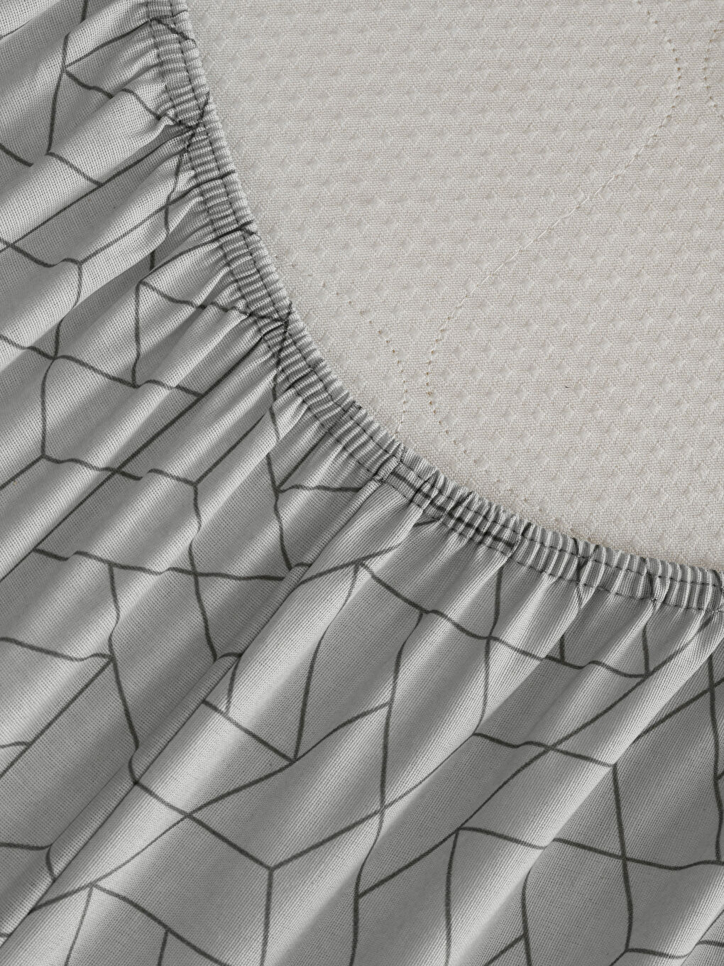 Geometric Patterned Double Sheet-3