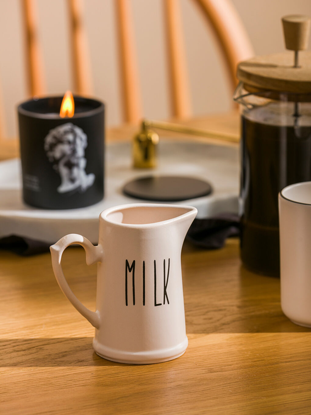 Siyah Baskılı Seramik Sütlük