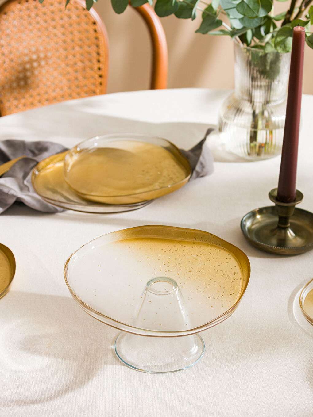 Renksiz Ayaklı Cam Sunumluk 21 cm-1